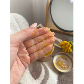 Bio Pečující měsíčkový peeling 
